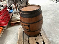 Decoratieve houten ton - afbeelding 2 van  3