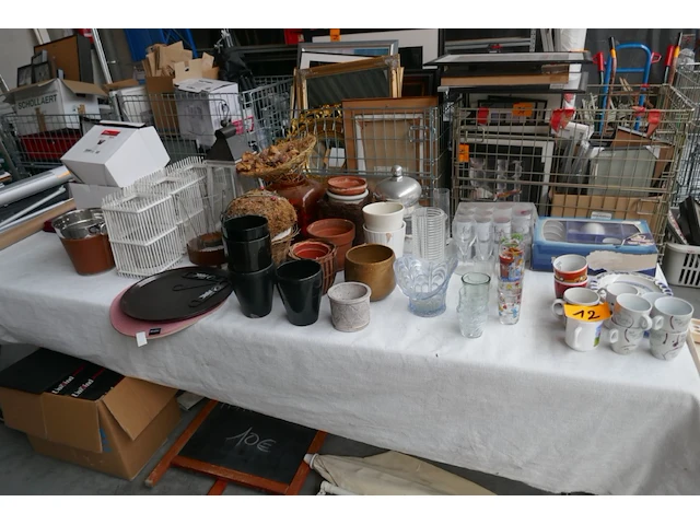 Decoratieve items + horecamateriaal - afbeelding 1 van  5