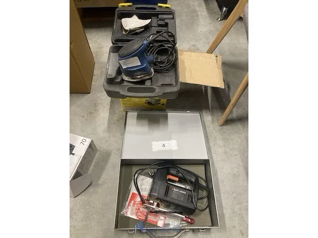 Decoupeerzaag black & decker - afbeelding 1 van  6