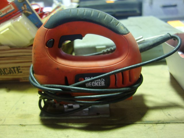 Decoupeerzaag black & decker - afbeelding 1 van  2