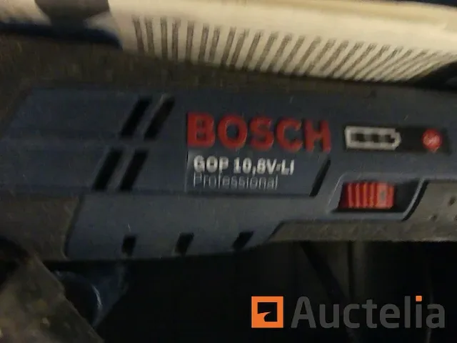 Decoupeerzaag bosch pst 650 l, handgereedschap multifunctionele op accu bosch gop 10.8 v-li, schroefmachine op accu bosch - afbeelding 16 van  16