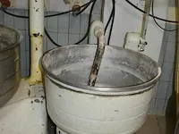 Deegmenger/kneder dm 68 h= 35 zonder verdere gegevens - afbeelding 1 van  3