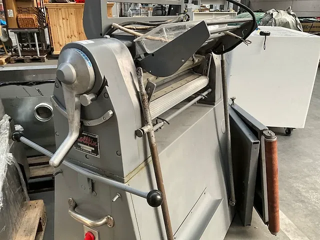 Deeguitrolmachine rollfix - afbeelding 2 van  9