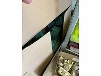 Deense kar met allerlei verwerkingsmaterialen voor bloemenwinkel - afbeelding 4 van  8
