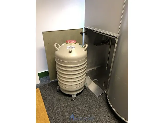 Defecte cryo cabine novotech - afbeelding 6 van  10