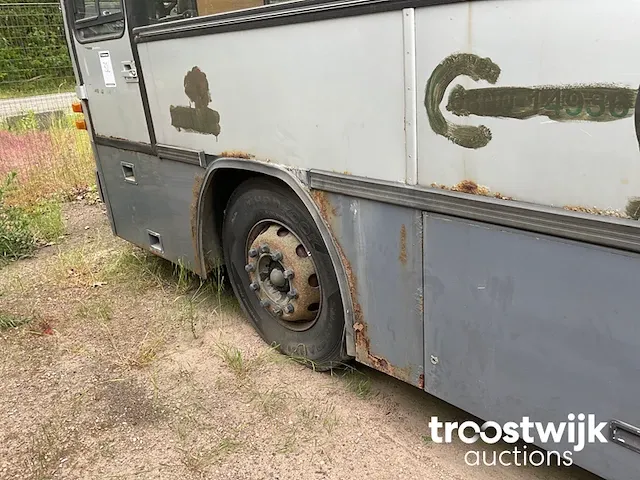 Defensie personenbus - afbeelding 12 van  12