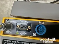 Defibrillator - afbeelding 5 van  8