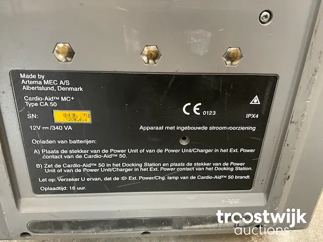 Defibrillator - afbeelding 6 van  8