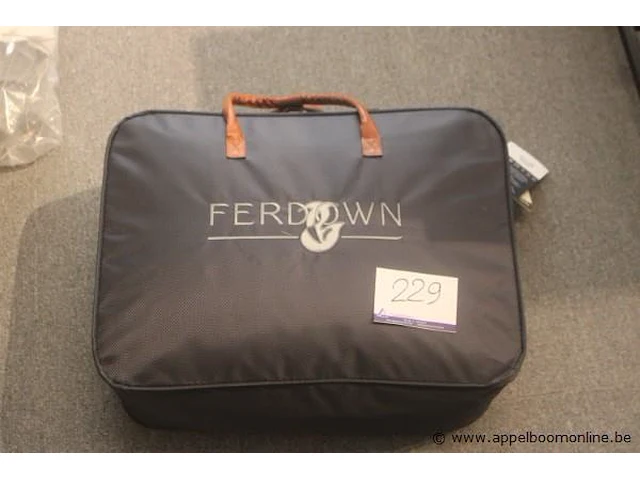 Dekbed ferdown 260x240 - afbeelding 1 van  2