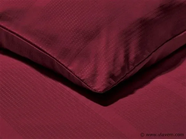 Dekbedovertrek melbourne deluxe maroon - 240x220 - afbeelding 2 van  2