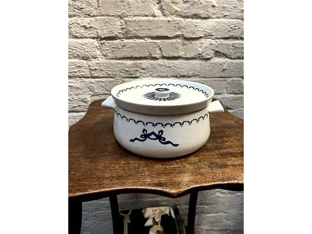 Dekselpot porcelaine de paris - afbeelding 1 van  2