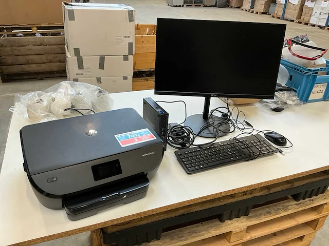 Dell d15u002 desktop - afbeelding 1 van  7