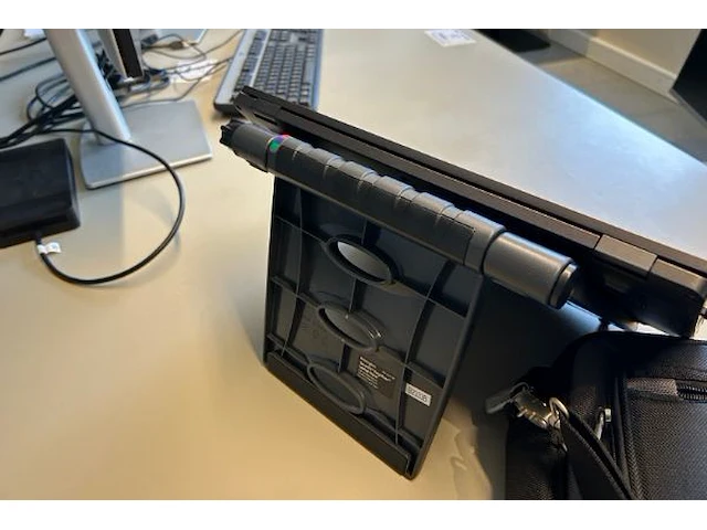 Dell laptop - afbeelding 4 van  5