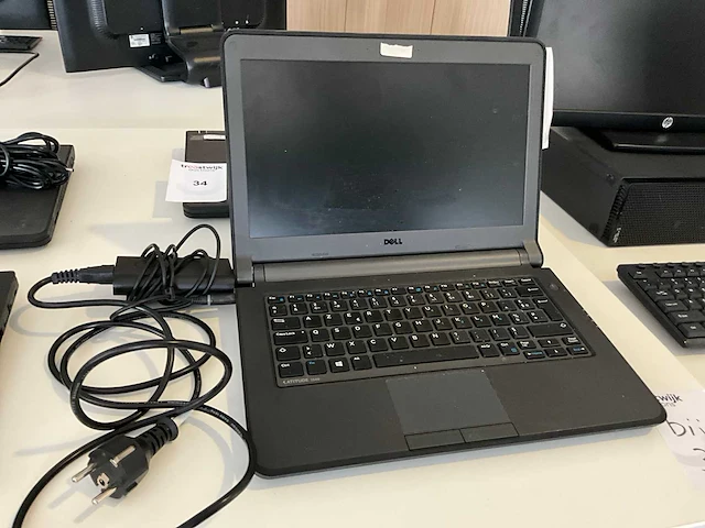 Dell latitude 3340 laptop - afbeelding 2 van  6