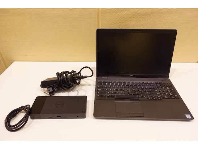 Dell latitude 5500 laptop - afbeelding 2 van  6
