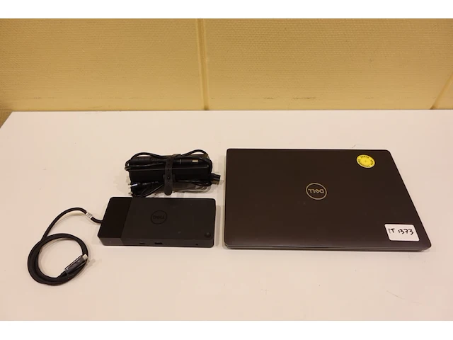 Dell latitude 5500 laptop - afbeelding 1 van  6