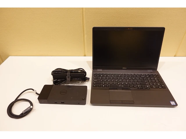 Dell latitude 5500 laptop - afbeelding 2 van  6