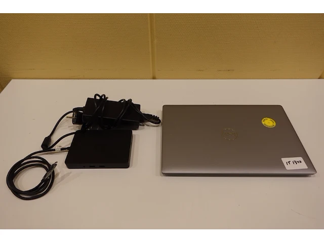 Dell latitude 5520 laptop (support tot jun 2025) - afbeelding 1 van  6