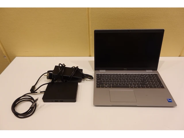 Dell latitude 5520 laptop (support tot jun 2025) - afbeelding 2 van  6