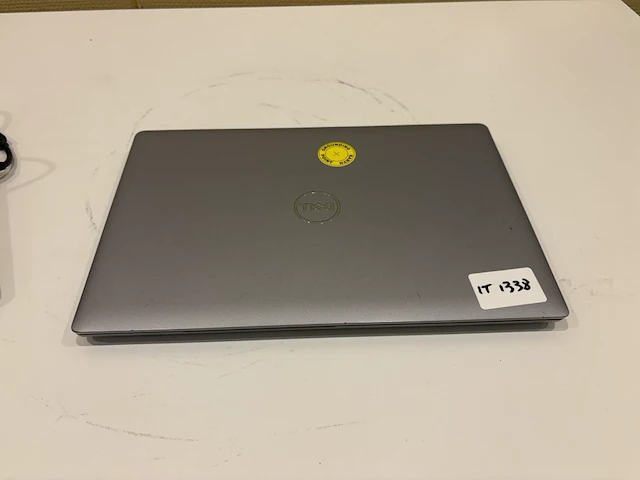 Dell latitude 5520 laptop (support tot mei 2025) - afbeelding 1 van  6
