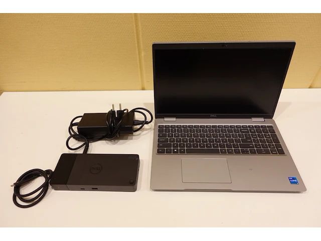 Dell latitude 5520 laptop - afbeelding 2 van  6