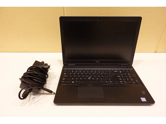 Dell latitude 5580 laptop - afbeelding 2 van  6