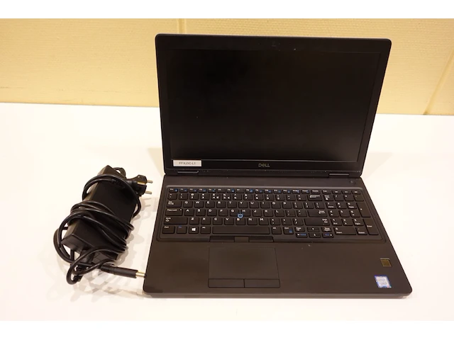Dell latitude 5590 laptop - afbeelding 2 van  4