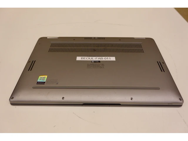 Dell latitude 7400 2-in-1 laptop - afbeelding 5 van  5