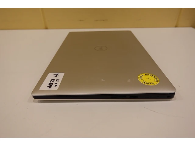 Dell precision 5540 laptop - afbeelding 3 van  5