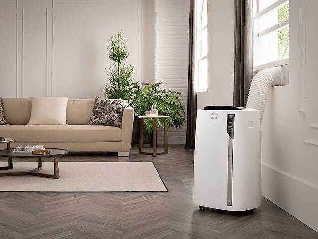 Delonghi 10700 btu/h monobloc mobiele airconditioner, 2700w 40 m2 64db - pinguino pac el98 wit - afbeelding 1 van  6