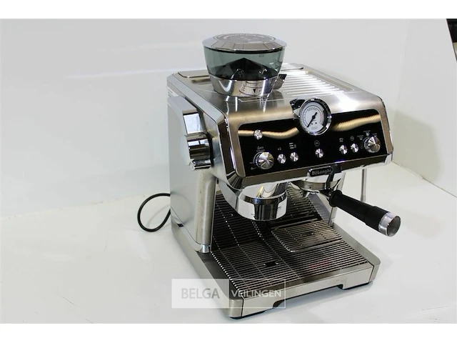 Delonghi ec9355m specialista klassieke espresso - afbeelding 2 van  3