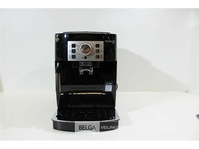 Delonghi ecam 22.113 b volautomatische espresso - afbeelding 1 van  4