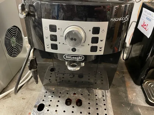 Delonghi koffiesysteem - afbeelding 1 van  3