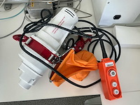 Delta us-901 elektrische kettingtakel - afbeelding 1 van  2