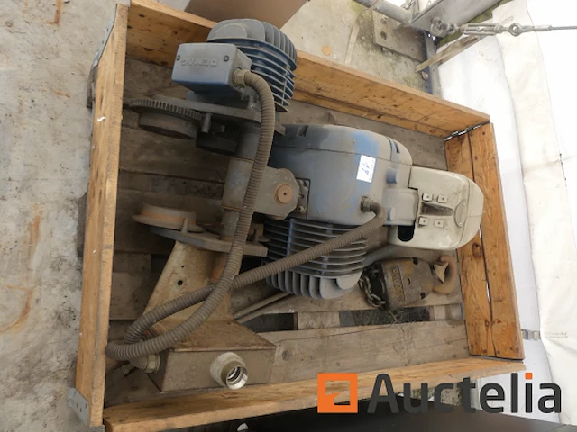 Demag kettingtakel 2 ton met electrische loopkat - afbeelding 1 van  5