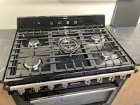 Demo keukenopstelling met keukenapparatuur smeg - afbeelding 25 van  25