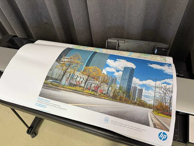 (demo machine) hp designjet t830 - multifunctionele a0 plotter - afbeelding 4 van  13