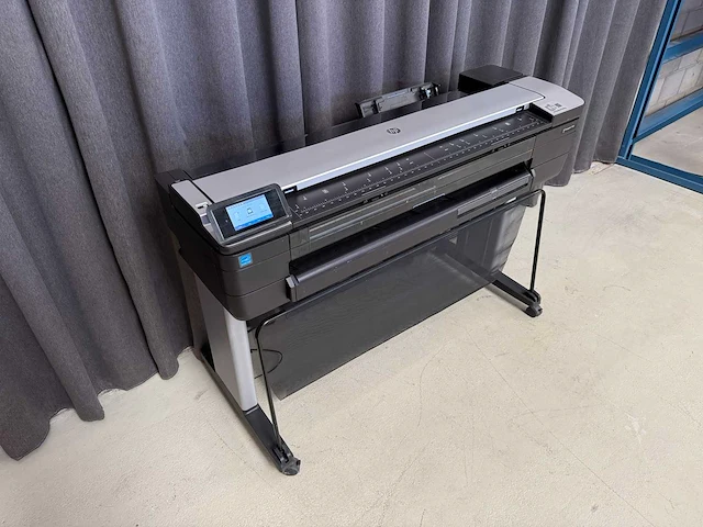 (demo machine) hp designjet t830 - multifunctionele a0 plotter - afbeelding 7 van  13