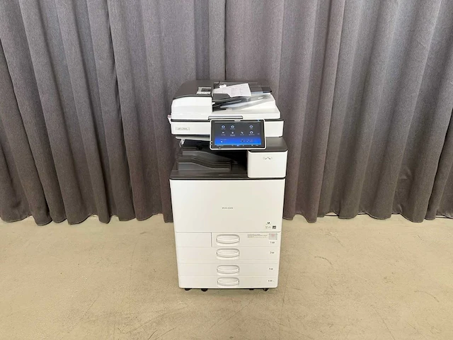 (demo-machine) ricoh mp c3004ex - multifunctionele laserprinter - afbeelding 1 van  14