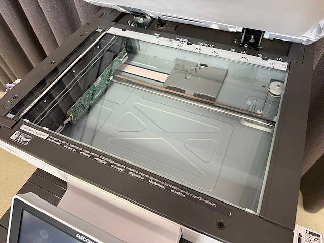 (demo-machine) ricoh mp c3004ex - multifunctionele laserprinter - afbeelding 11 van  14