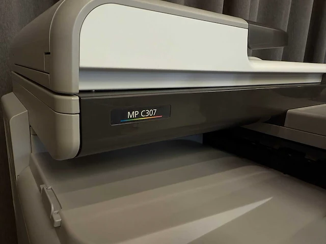 (demo machine) ricoh mp c307 - multifunctionele laserprinter - afbeelding 8 van  13