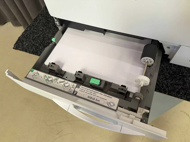 (demo machine) ricoh mp c307 - multifunctionele laserprinter - afbeelding 9 van  13