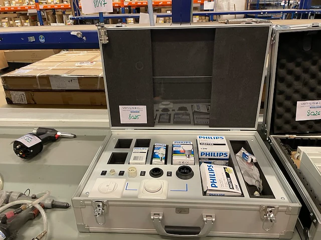 Demokoffer lamptester - afbeelding 1 van  4