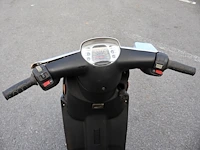 Derbi paddock - afbeelding 9 van  12