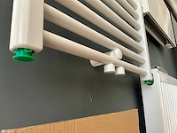 Desco handdoekradiator - afbeelding 3 van  3