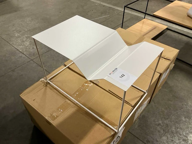 Design bijzettafel (3x) - afbeelding 2 van  3