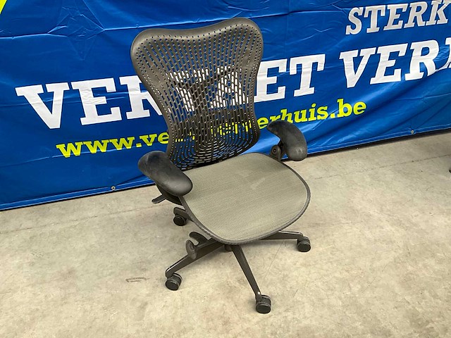 Design bureastoel herman miller mirra 1 (2x) - afbeelding 1 van  12