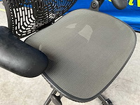 Design bureastoel herman miller mirra 1 (2x) - afbeelding 10 van  12