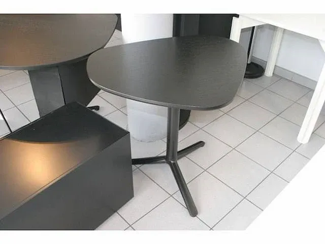 Design bureauset bulo kei - afbeelding 5 van  6