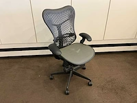 Design bureaustoel herman miller mirra 1 - afbeelding 1 van  7